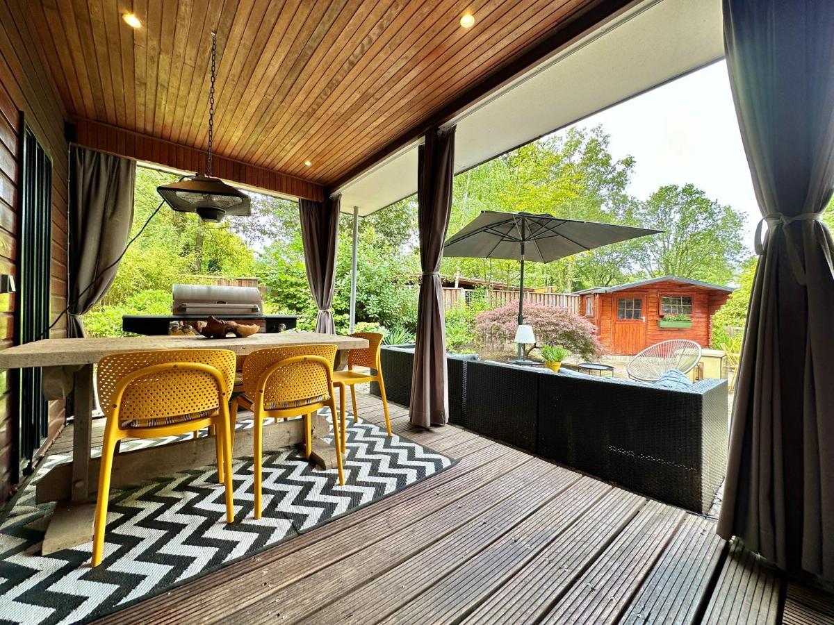 Gezellig Chalet Met 2 Slaapkamers Aan Bosrand Erm Exterior foto